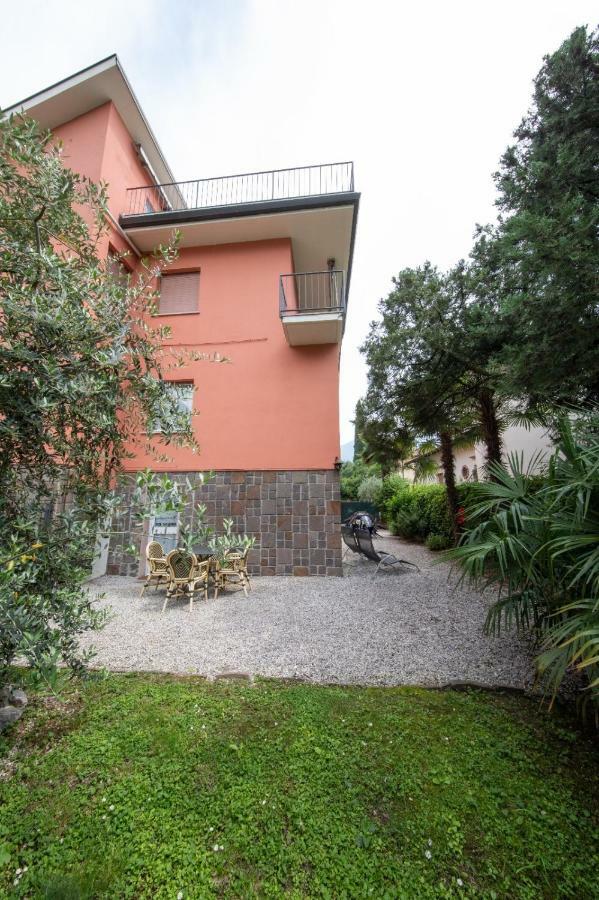 Appartamento Silvy Riva del Garda Exterior foto