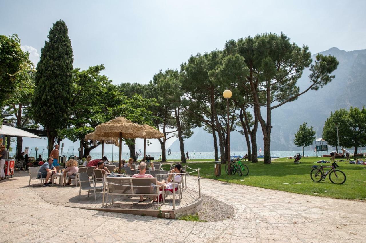 Appartamento Silvy Riva del Garda Exterior foto