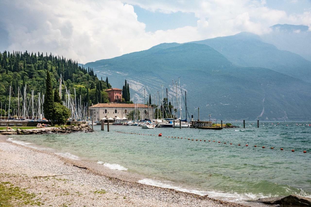 Appartamento Silvy Riva del Garda Exterior foto